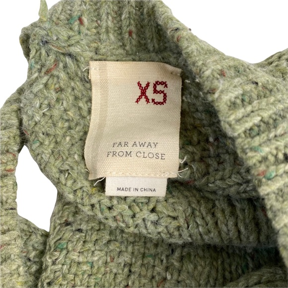 FAR AWAY FROM CLOSE anthropologie $128 Crossback Cable Cardigan XS Sage Green. - Picture 13 of 14